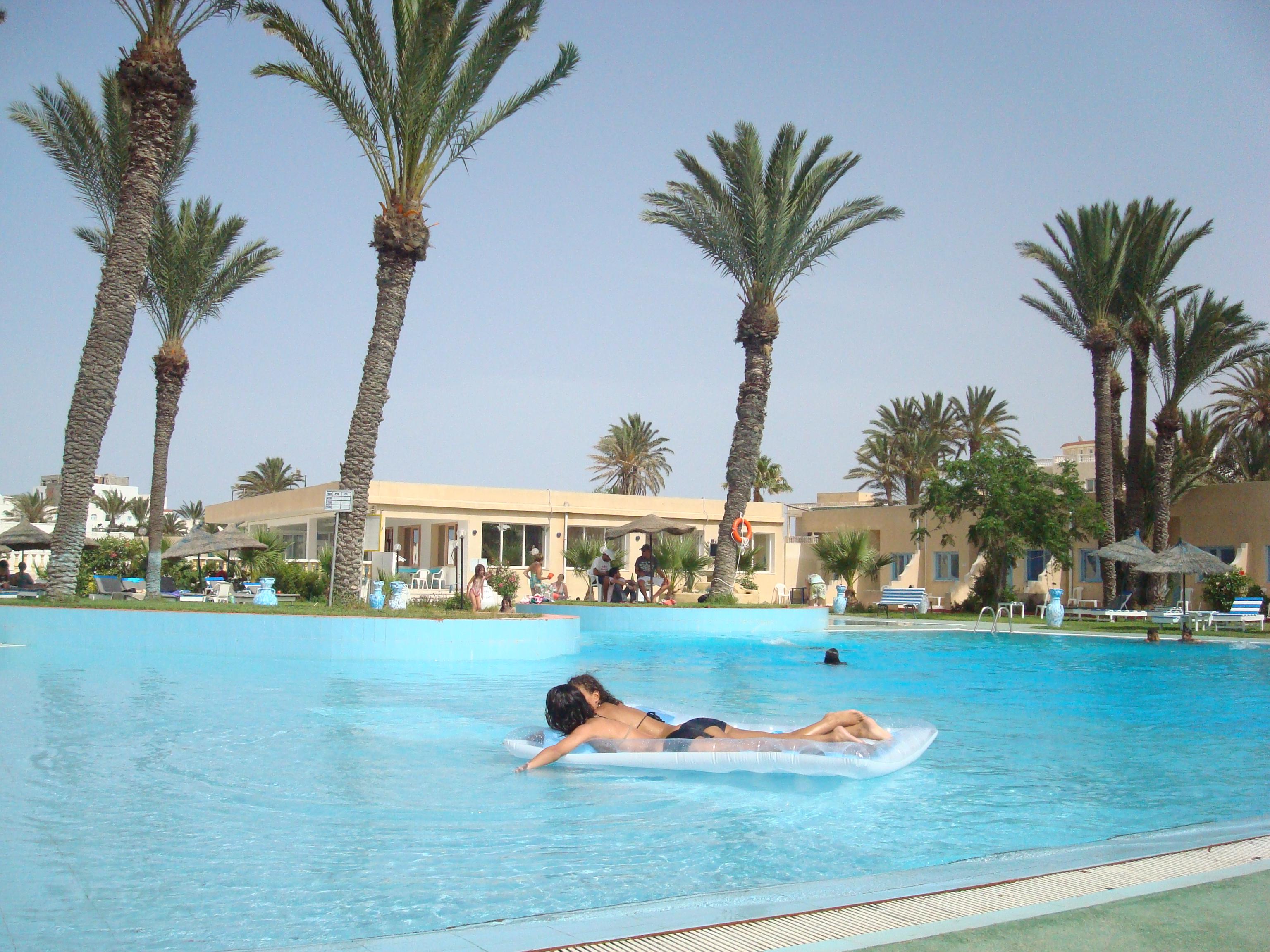 Hotel Les Palmiers Monastir Exterior photo